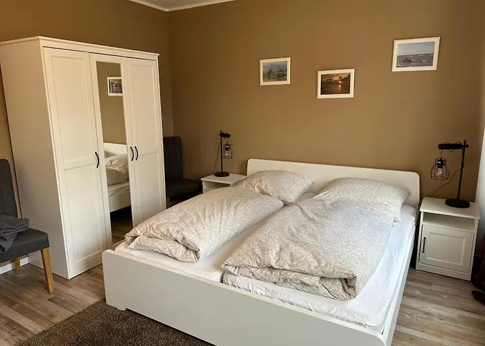 Stadtwohnung Flora Eg * Lage (Lippe)